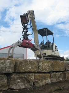 Holz und Steingreifer als Bagger Anbaugerät